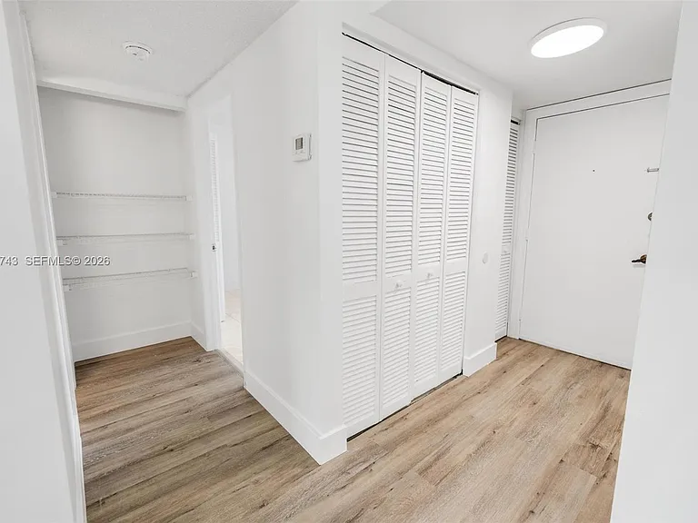 210 W Park Dr #2052 — Photo 10