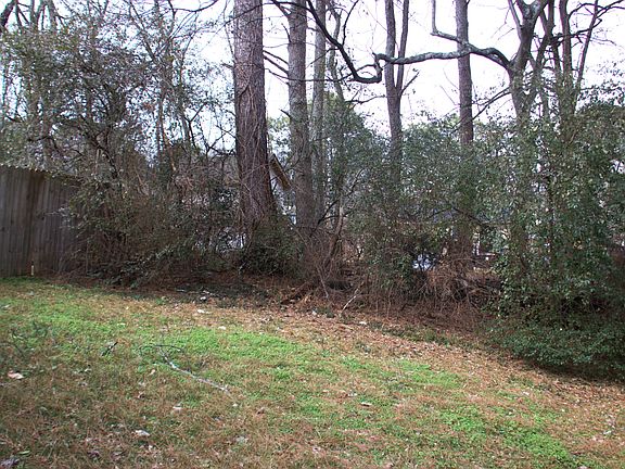 2nd image of 2714 Clayton Dr NW #B
