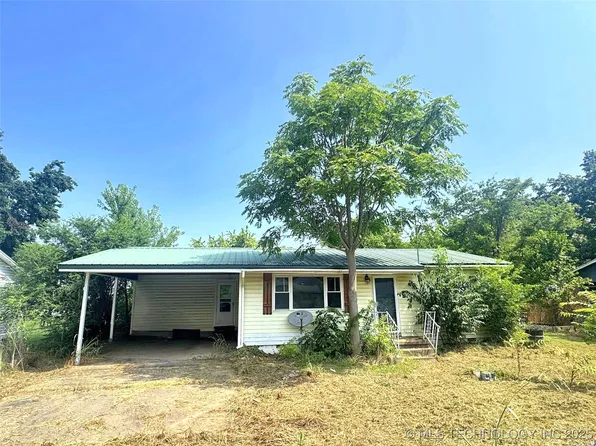 210 Northside Ct, Tahlequah, OK 74464