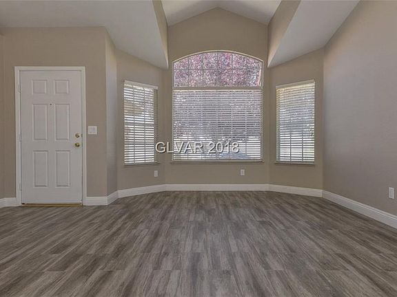 3rd image of 8409 Honeywood Cir