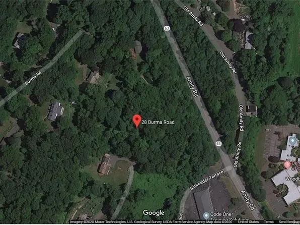 28 Burma Rd, Woodbridge, CT 06525