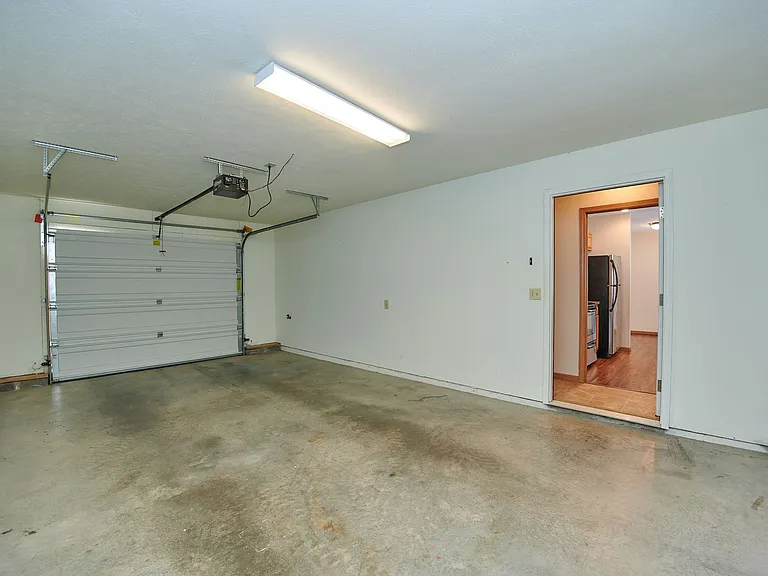 The Ridge Apartments & Townhomes — Photo 37