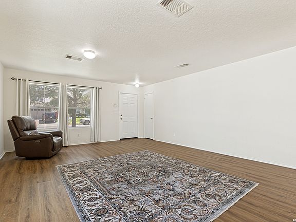 5th image of 1334 SUNBEND FLS