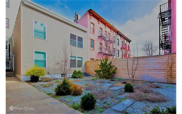 Rented by Douglas Elliman | media 2