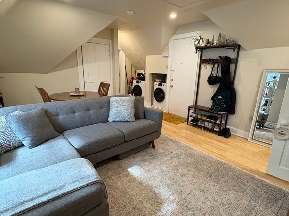 5835 Alder St, Pittsburgh, PA