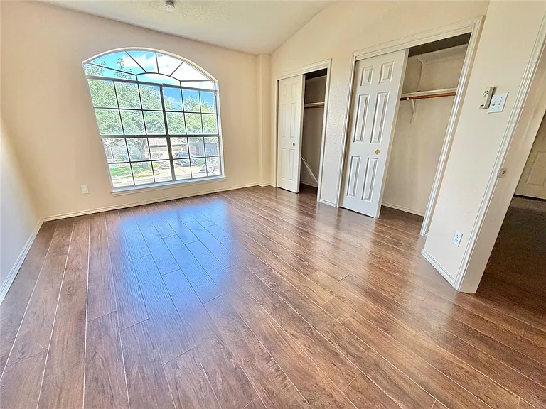 9341 Bernoulli Dr — Photo 11