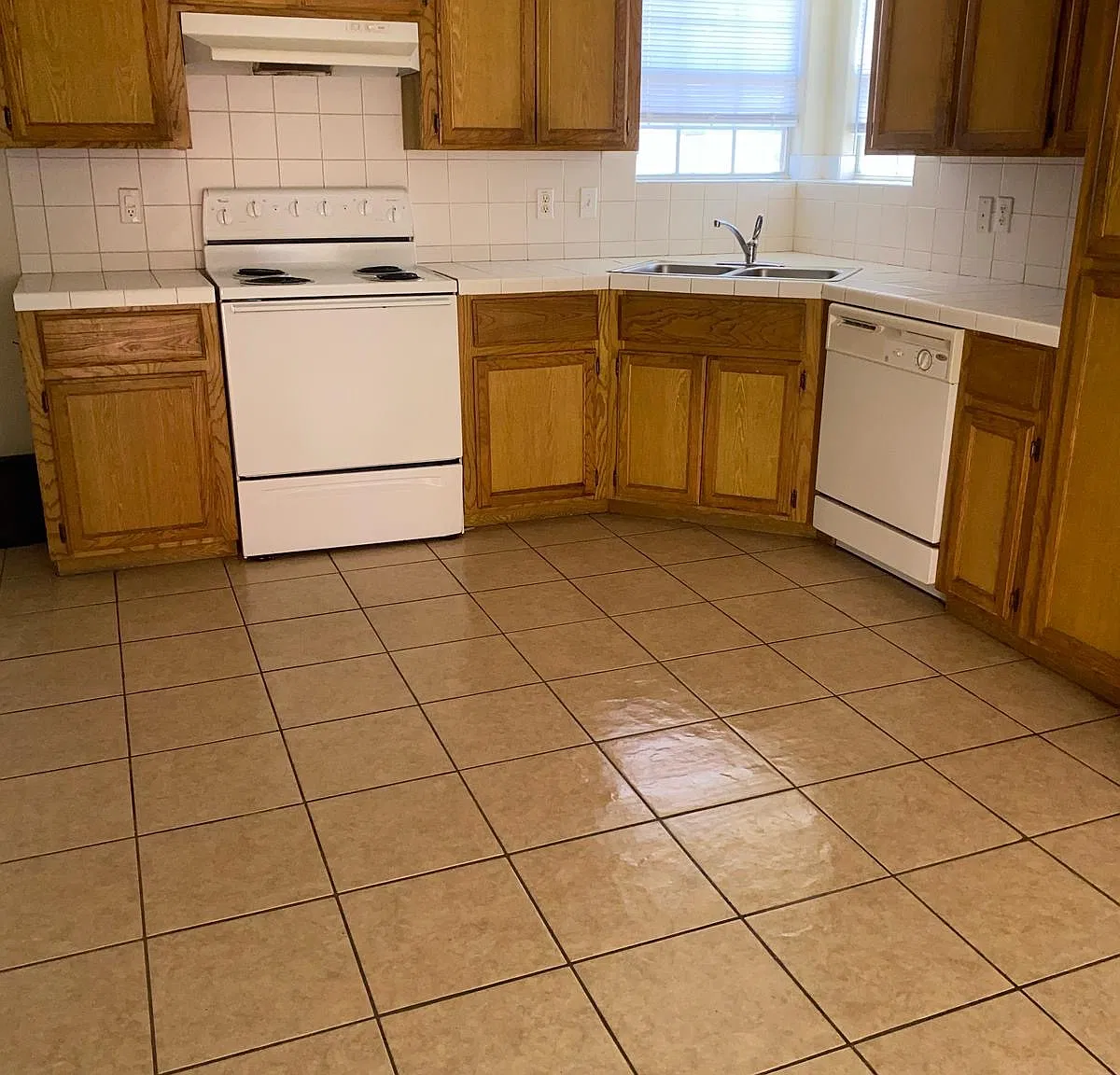 3824 W Faith Hill St — Photo 3