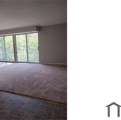 4th image of 8408 Donovan Ct #12