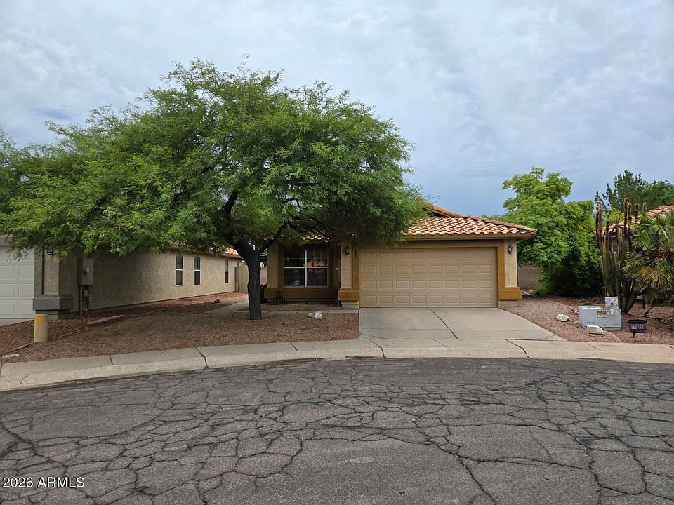 1st image of 261 S CHIPPEWA Place