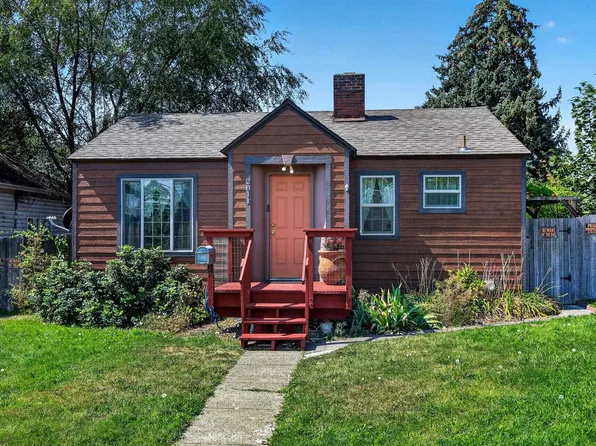 2811 N Crestline St, Spokane, WA 99207
