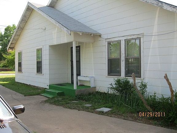 4th image of 1300 E Hullum St
