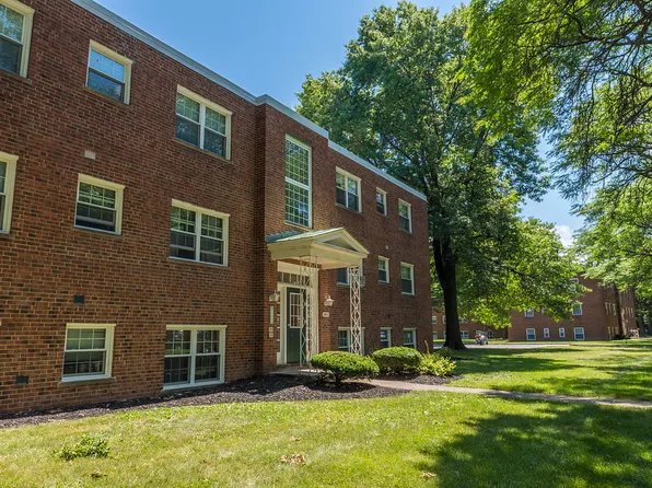 Broadview Gardens Apartments
