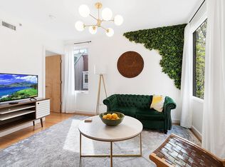 1112 Locust St #2, Philadelphia, PA 19107