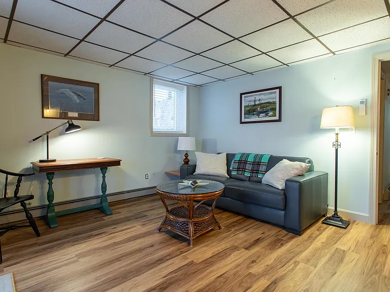 483 Winnacunnet Rd #WEST SIDE — Photo 10