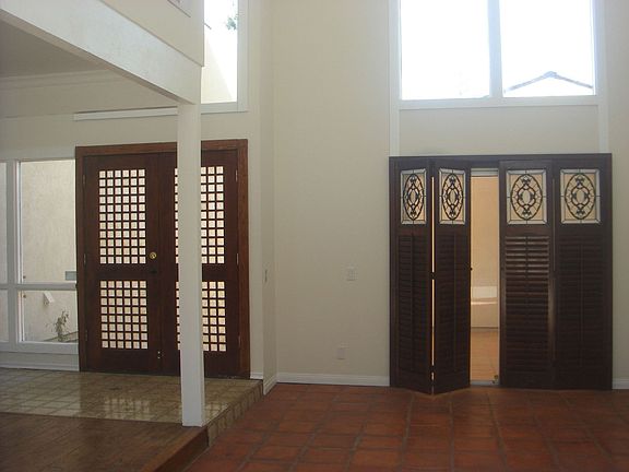Living Room and Entry