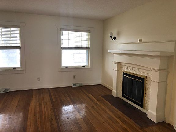 4th image of 536 Pierce Ave