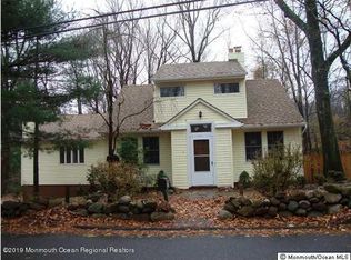 71 Reids Hill Rd, Morganville, NJ 07751