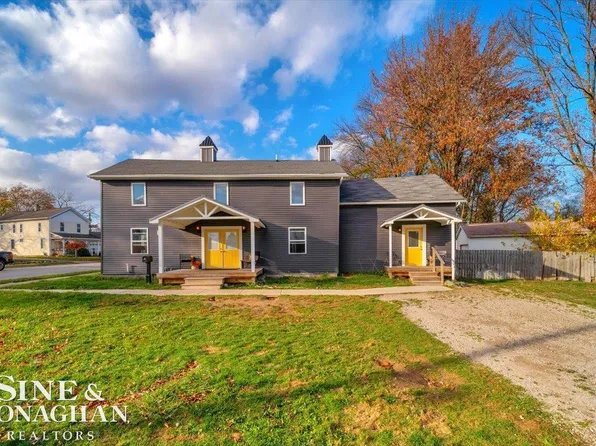 69718 N Main St, Richmond, MI 48062