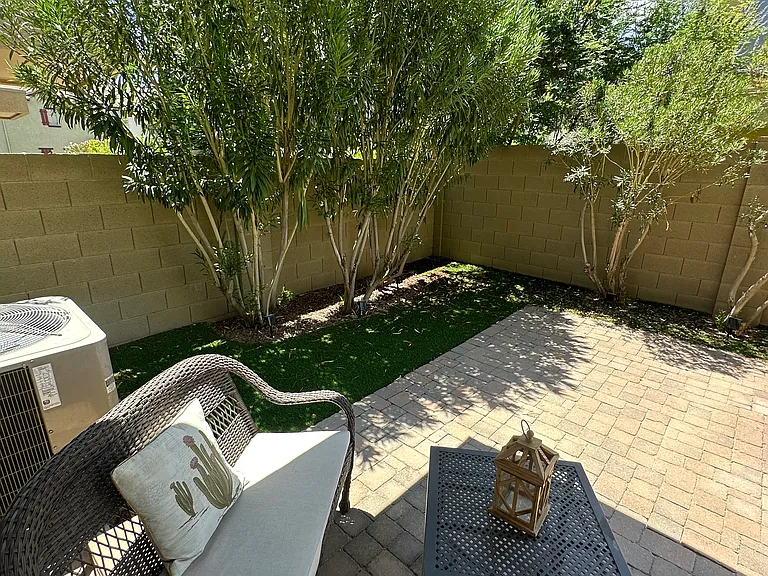 2725 E Mine Creek Rd #1080 — Photo 18