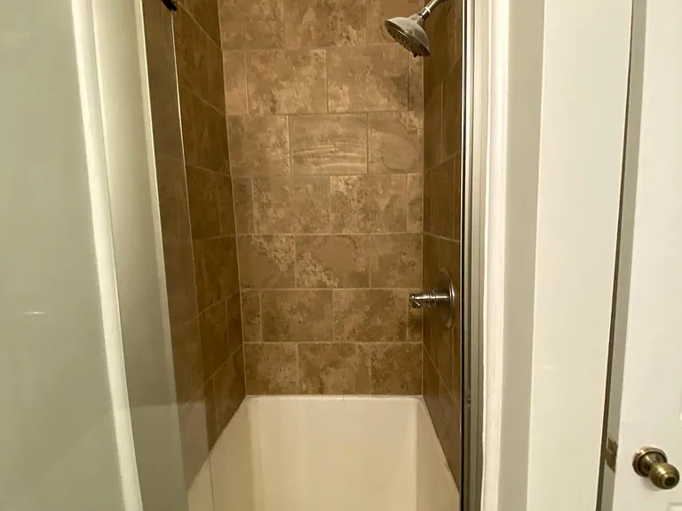 130 N Railroad St #1 — Photo 20