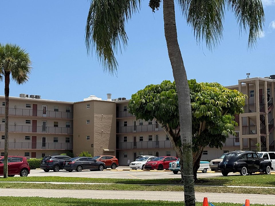 1st image of 225 Bonnie Boulevard #411