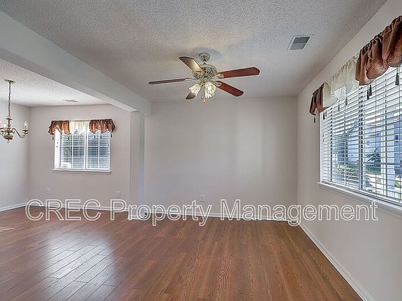 5th image of 1354 Pinyon Pine Dr