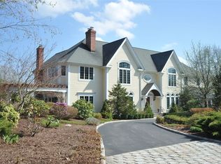 17 Kent Rd, Newtown, CT 06470