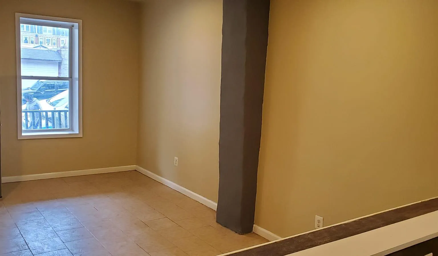 3 bed, 1.5 bath, 1100 sqft, $1,650 — Photo 3