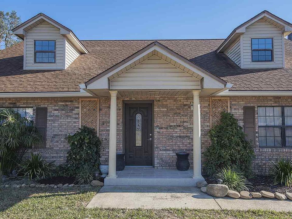 1st image of 5894 Moss Ln