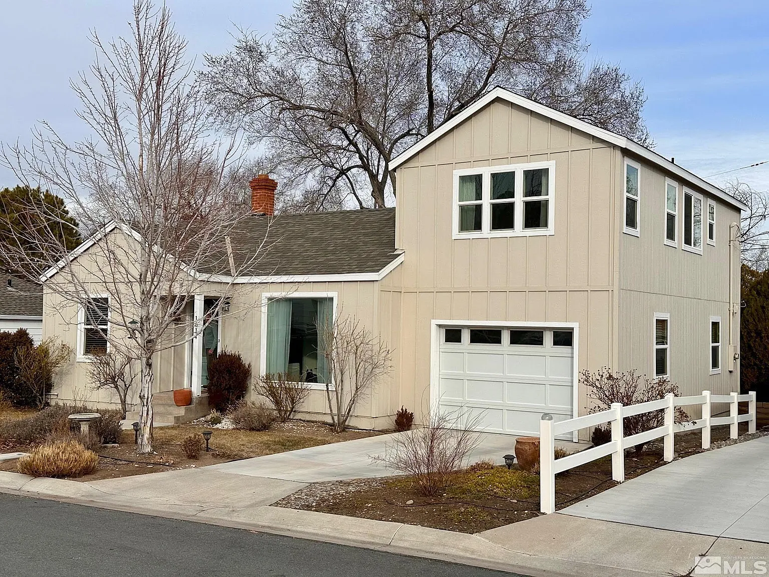 1614 Ordway Ave photo 1