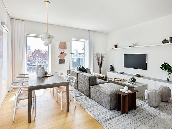 4th image of 1 York St APT 6C