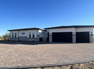 E 4th Ave, APACHE JUNCTION, AZ 85119