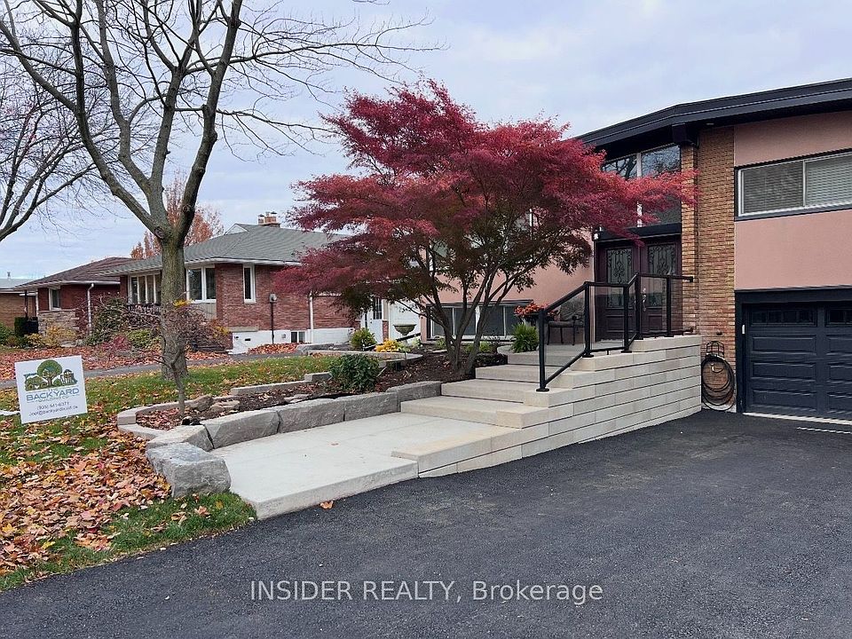 1st image of 13 Algoma Cres