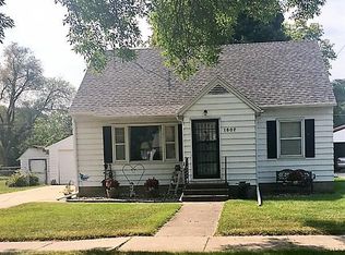 1807 2nd St NE, Austin, MN 55912