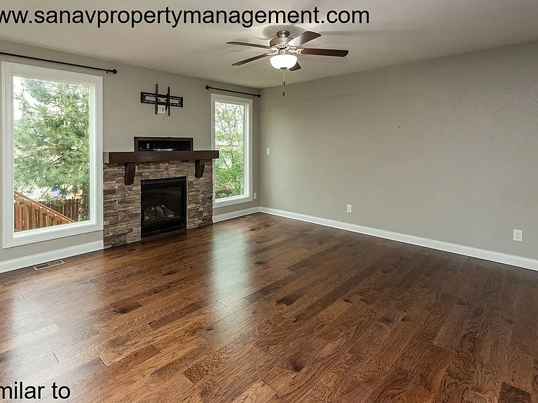 303 Marie Ave — Photo 16