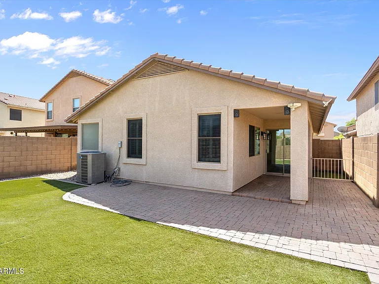 2212 E Vista Bonita Dr — Photo 19