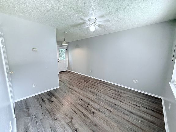 2nd image of 1309B Access Rd