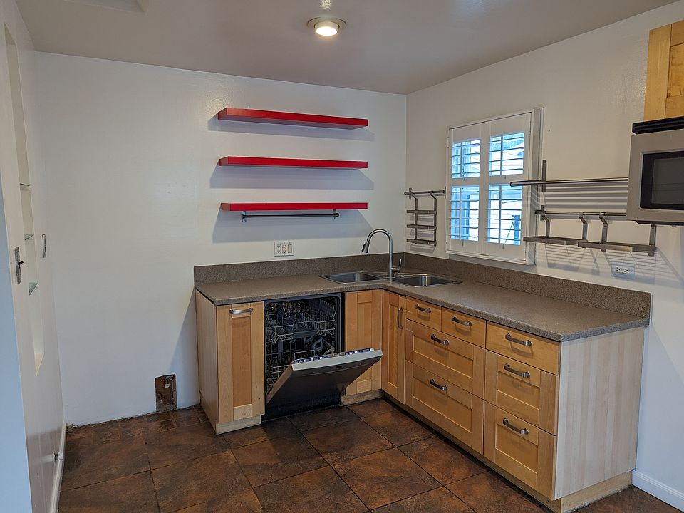 1st image of 16043 Leadwell St
