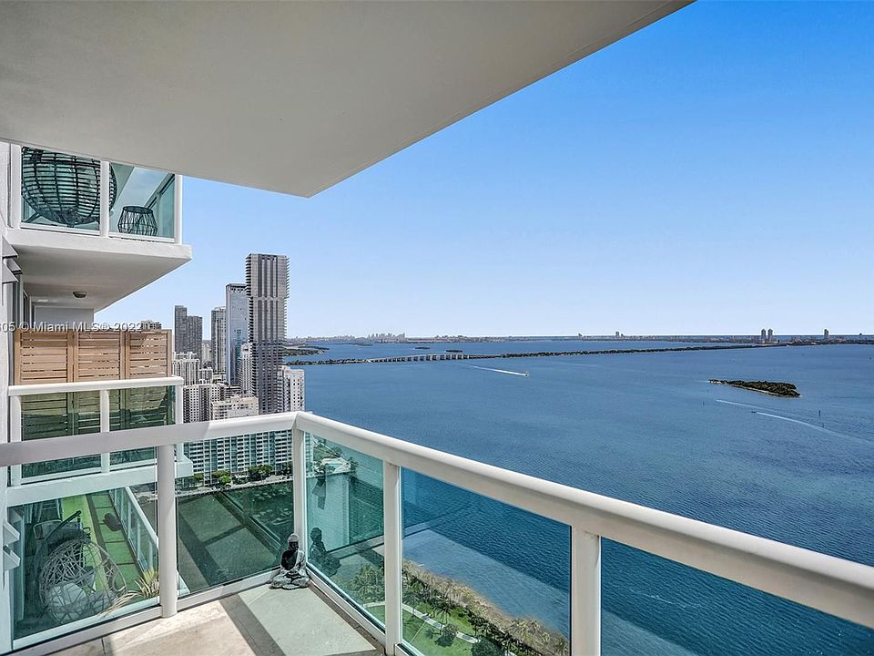 1st image of 1800 N Bayshore Dr APT 3803