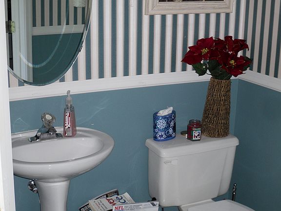 Main Floor Half Bath