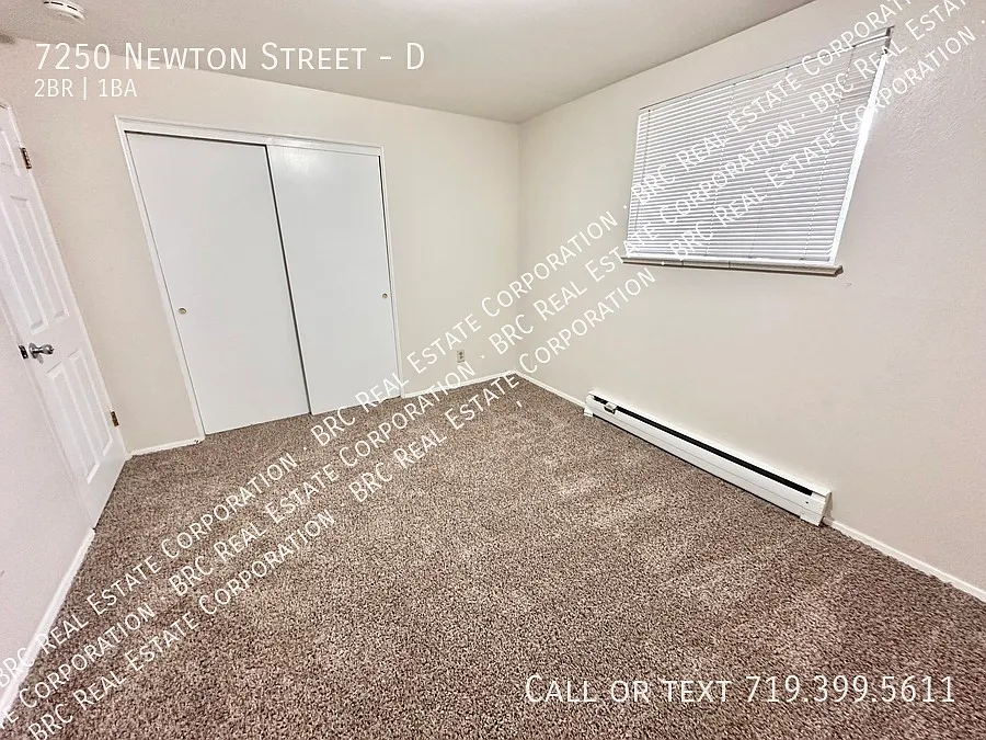 7250-7290 Newton Street — Photo 4