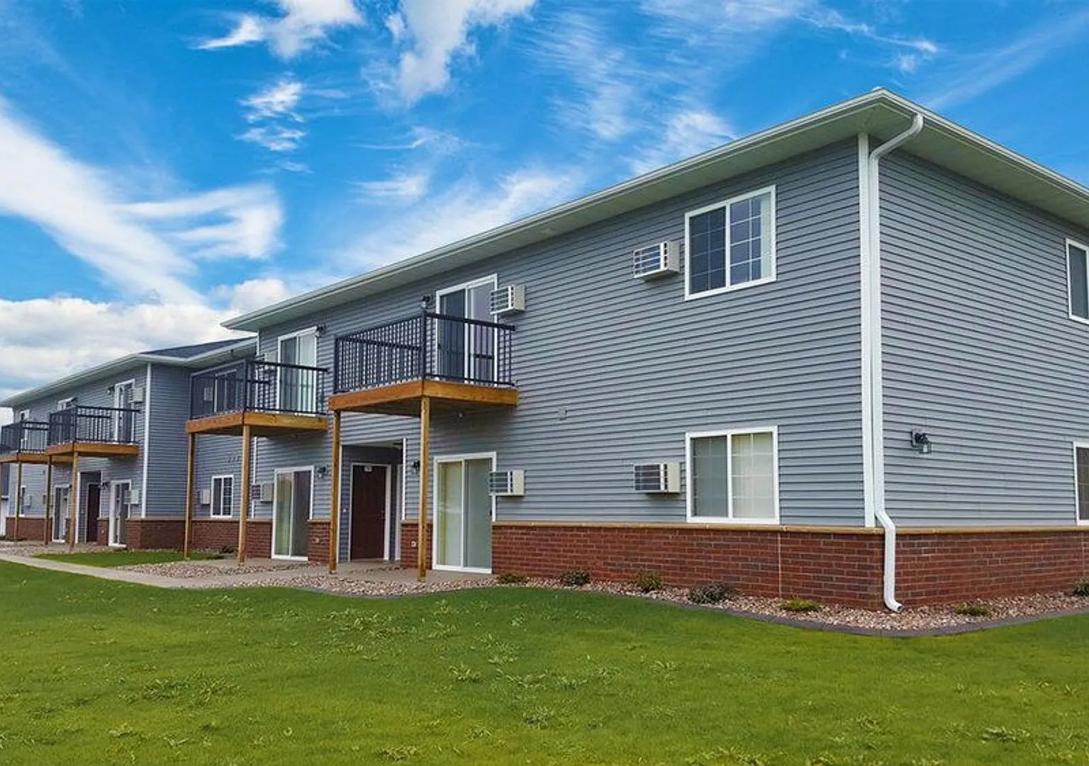 Prosser Place Apartments — Photo 2