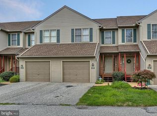 109 Oak Ridge Ln, Dallastown, PA 17313