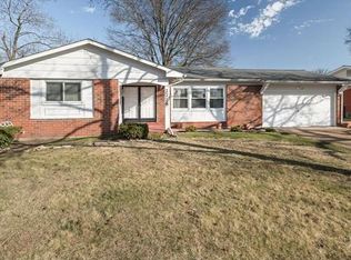 2728 Westminster Dr, Florissant, MO