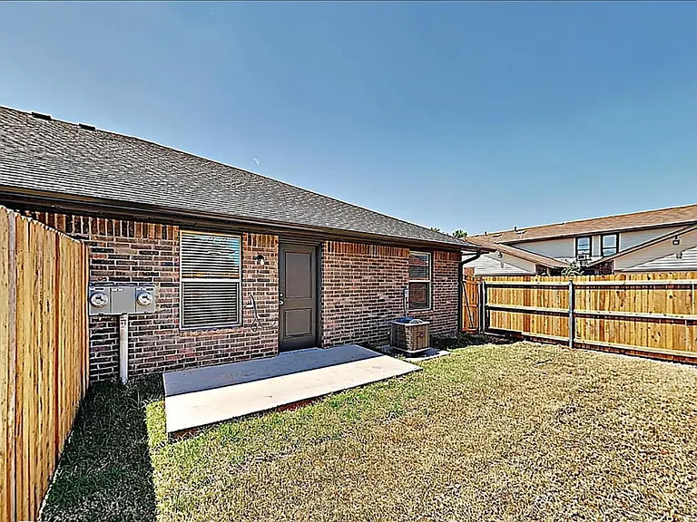 405 Summit Ridge Dr — Photo 10