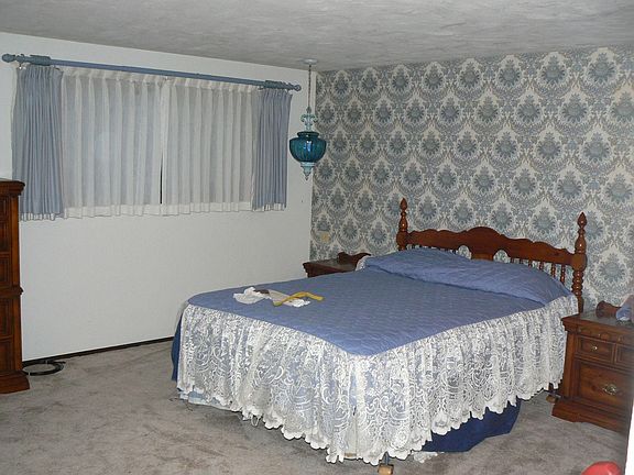 Master Bedroom, upstairs