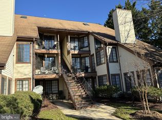 6037 Curtier Dr, Alexandria, VA 22310