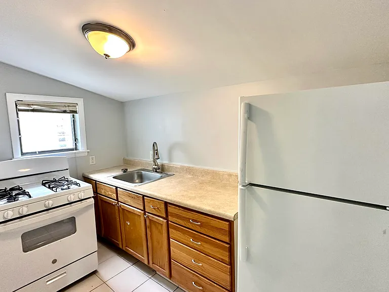 313 S Lakeside Dr #2 — Photo 3