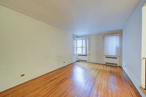 Sold by Benjamin Realty Since 1980 | media 33