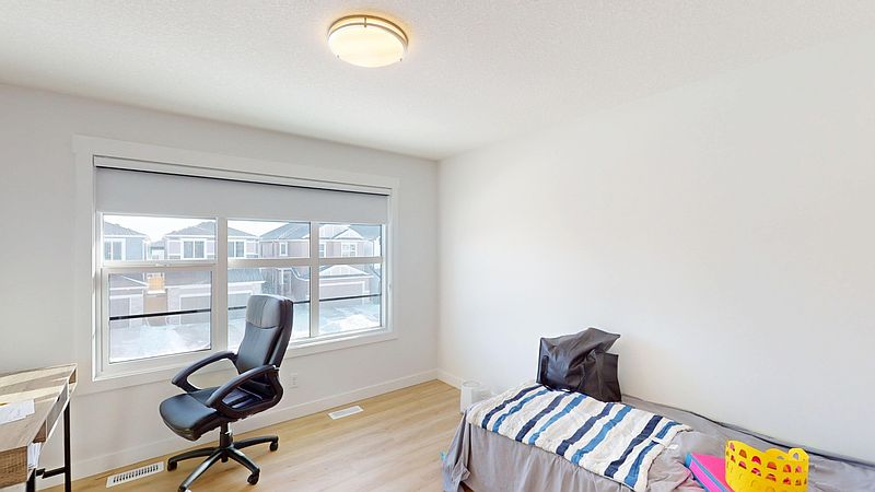 Calgary House for rent - 4 Bedrooms — photo 20